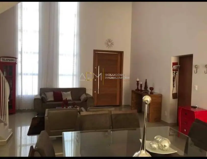 Foto 3 de Casa com 3 quartos à venda, 227m2 em Colinas do Paraíso, Botucatu - SP