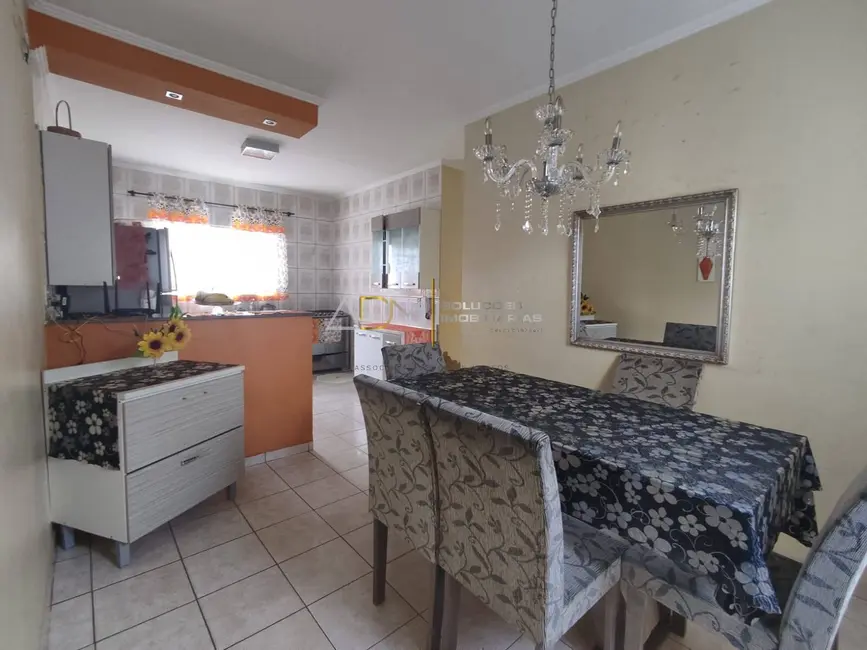 Foto 4 de Casa com 3 quartos à venda, 176m2 em Residencial Cedro, Botucatu - SP