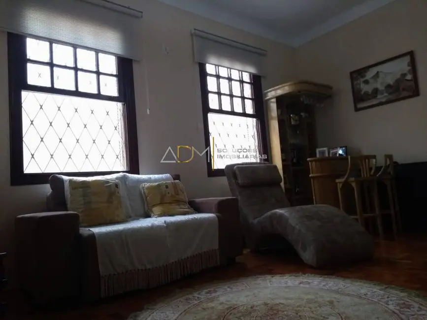 Foto 3 de Casa com 3 quartos à venda, 156m2 em Centro, Botucatu - SP