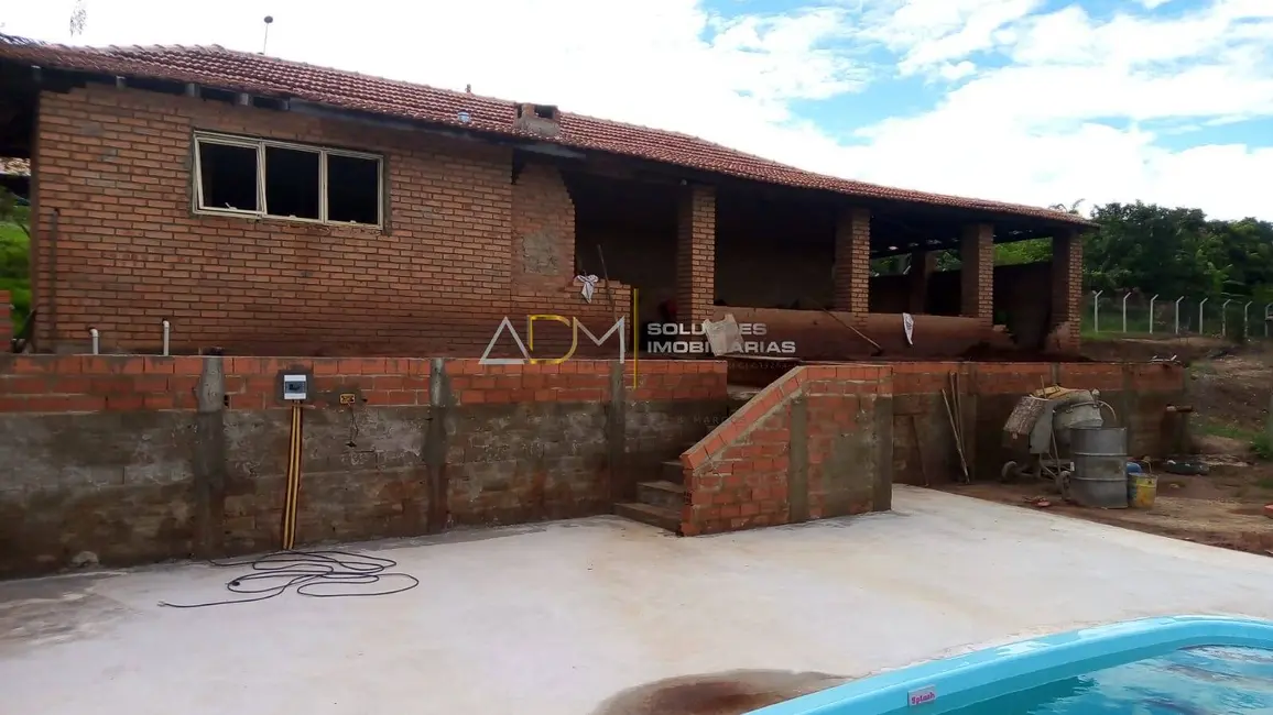 Foto 6 de Chácara com 1 quarto à venda, 100m2 em Nova Califórnia II (Rubião Junior), Botucatu - SP