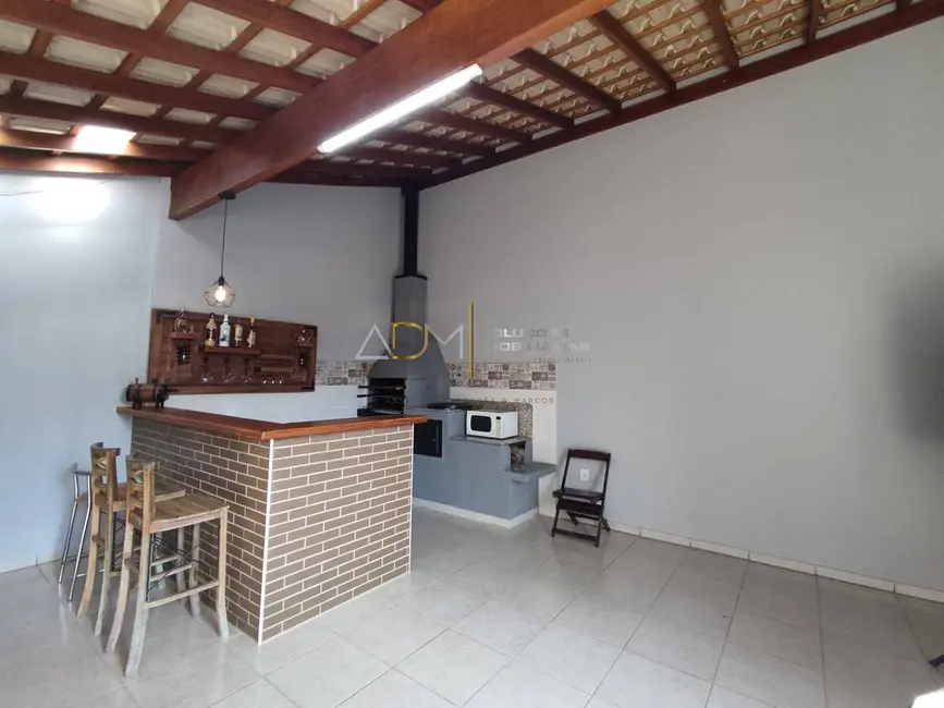 Foto 1 de Casa com 3 quartos à venda, 170m2 em Jardim Cambuí, Botucatu - SP