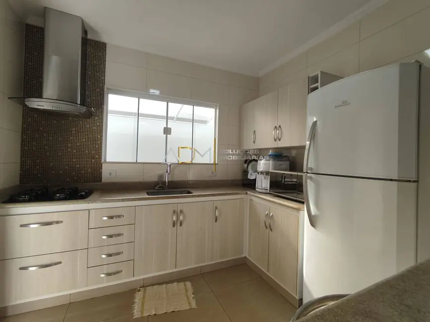 Foto 6 de Casa com 3 quartos à venda, 170m2 em Jardim Cambuí, Botucatu - SP