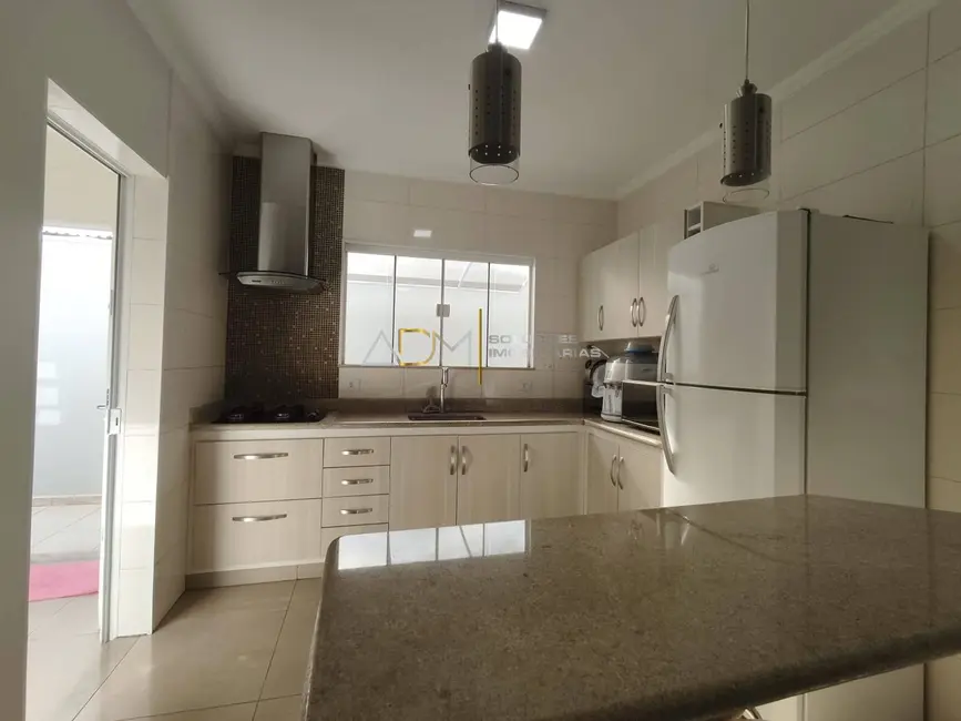 Foto 7 de Casa com 3 quartos à venda, 170m2 em Jardim Cambuí, Botucatu - SP