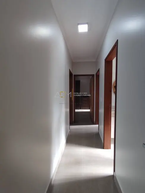 Foto 9 de Casa com 3 quartos à venda, 170m2 em Jardim Cambuí, Botucatu - SP