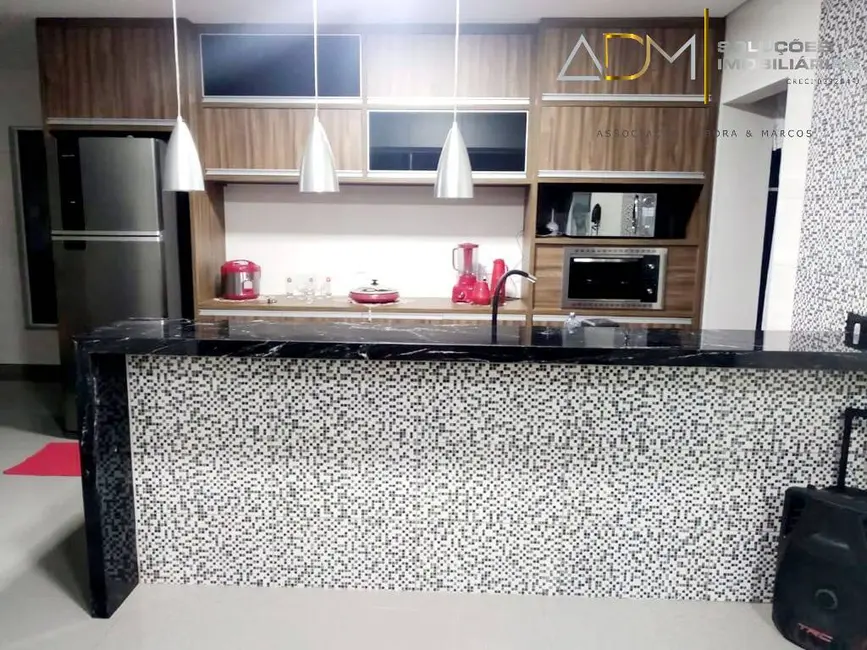 Foto 9 de Sobrado com 4 quartos à venda, 244m2 em Pardinho - SP