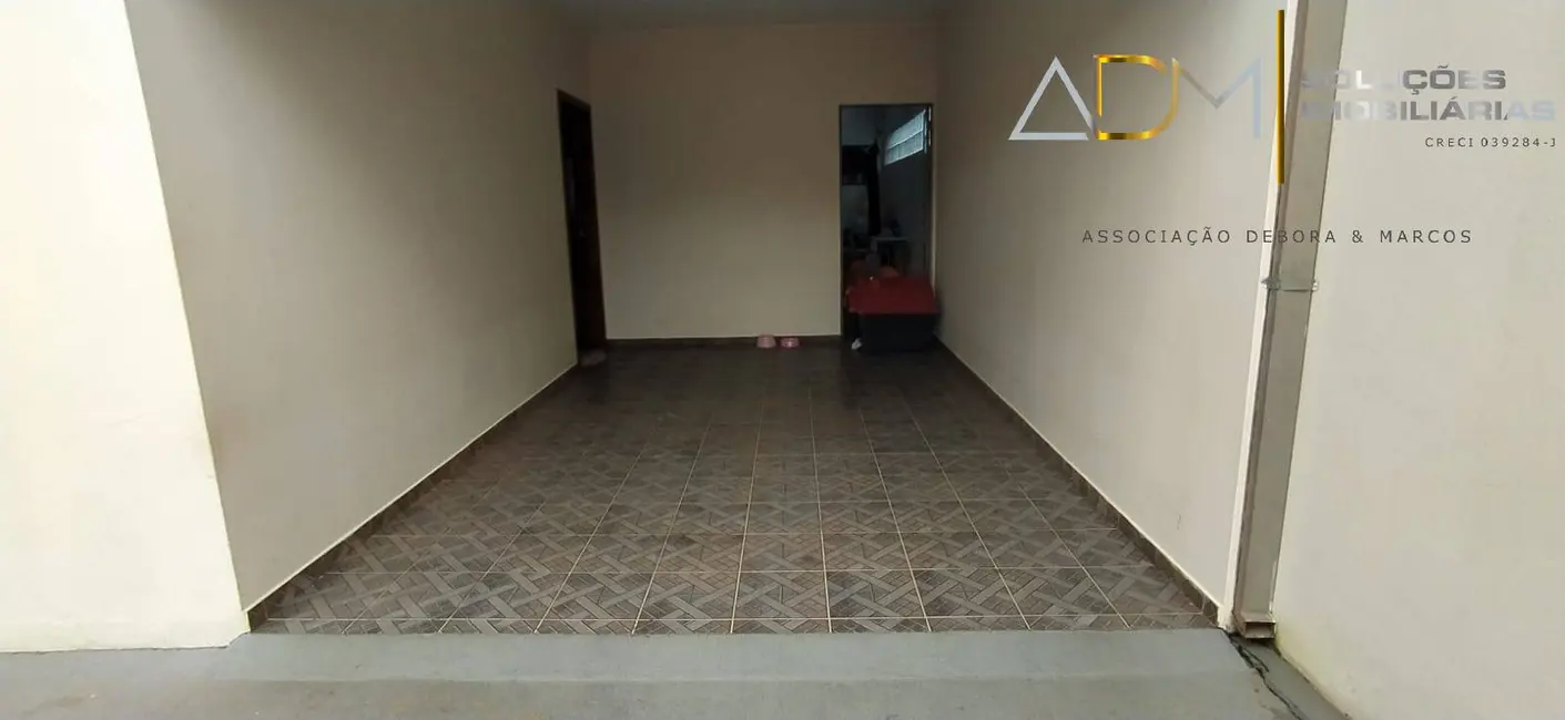 Foto 4 de Casa com 3 quartos à venda, 109m2 em Botucatu - SP