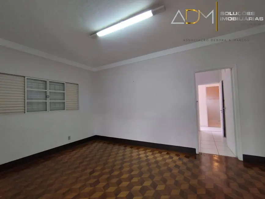 Foto 5 de Casa com 2 quartos à venda, 132m2 em Vila São Lúcio, Botucatu - SP