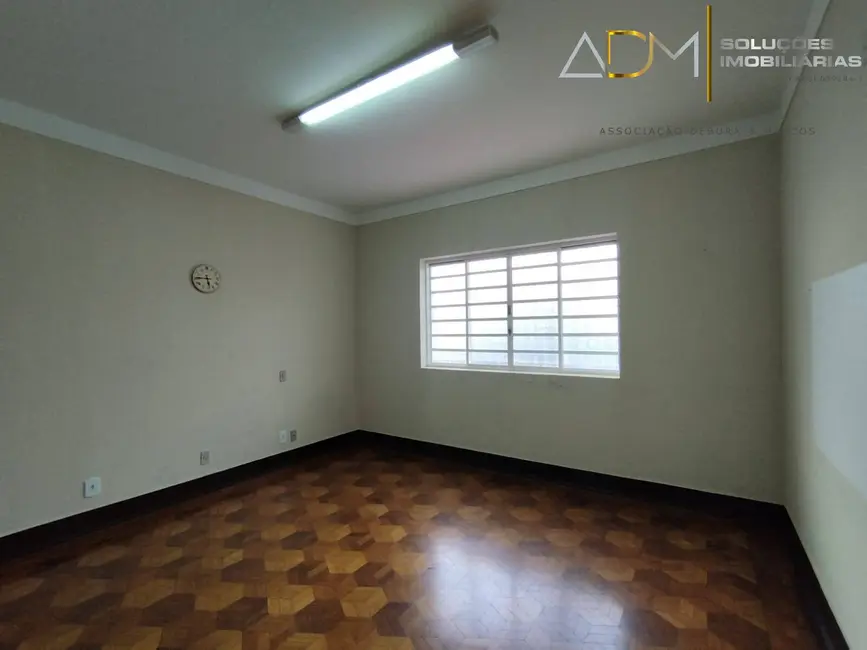 Foto 4 de Casa com 2 quartos à venda, 132m2 em Vila São Lúcio, Botucatu - SP