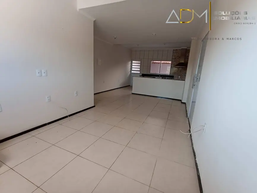 Foto 3 de Sobrado com 2 quartos à venda, 120m2 em Jardim Itamarati, Botucatu - SP