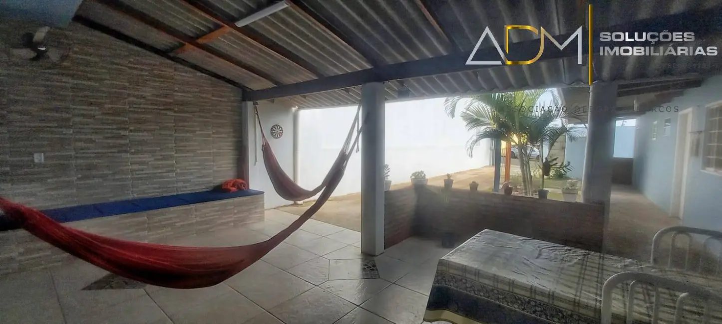 Foto 6 de Casa com 3 quartos à venda, 250m2 em Botucatu - SP