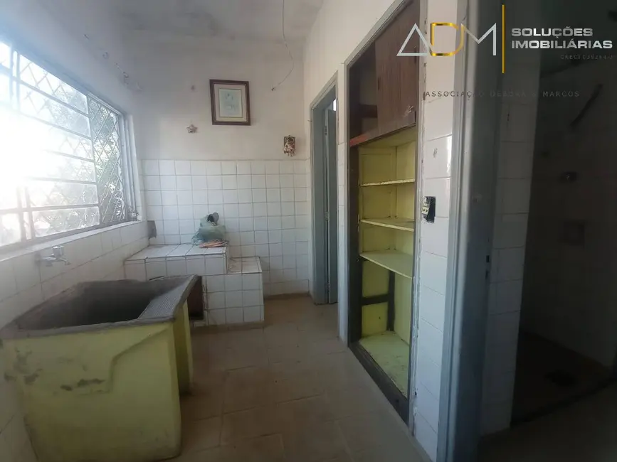 Foto 9 de Casa com 3 quartos para alugar, 360m2 em Vila Nogueira, Botucatu - SP