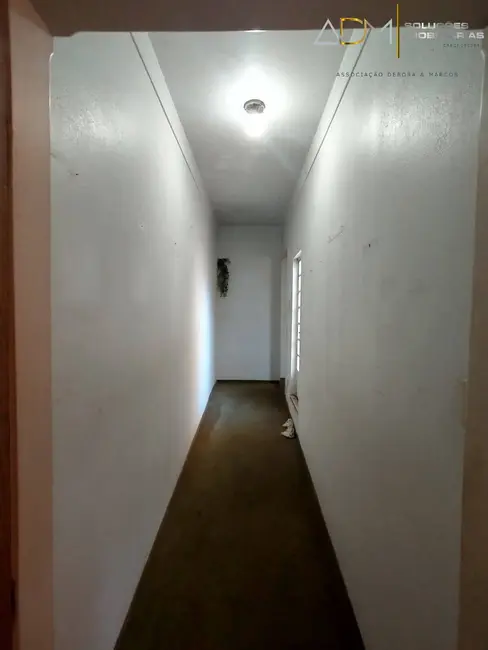 Foto 6 de Casa com 3 quartos para alugar, 131m2 em Centro, Botucatu - SP