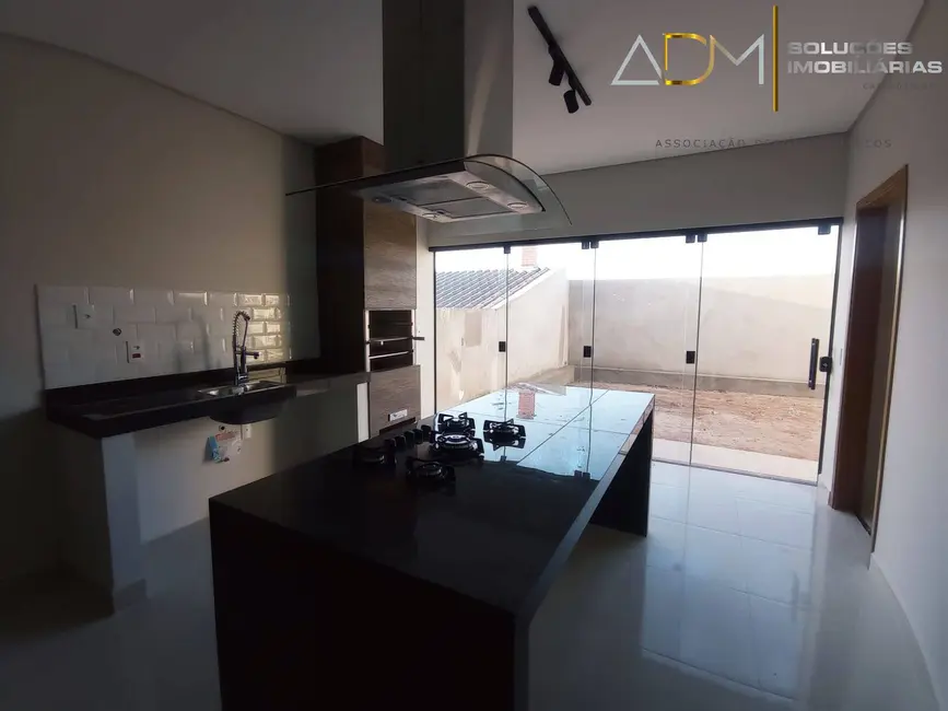 Foto 4 de Casa com 3 quartos à venda, 151m2 em Jardim Cambuí, Botucatu - SP