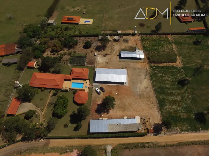 Foto 1 de Chácara com 7 quartos à venda, 1500m2 em Pardinho - SP
