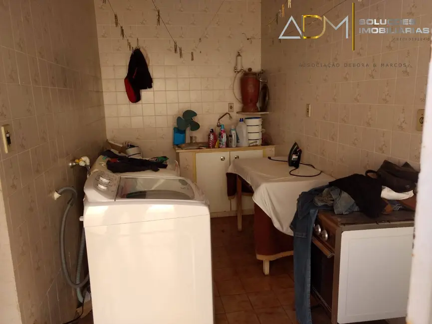 Foto 8 de Casa com 3 quartos à venda, 261m2 em Centro, Botucatu - SP