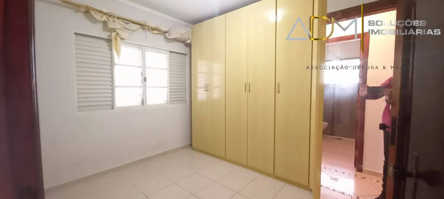 Foto 8 de Casa com 4 quartos à venda, 306m2 em Jardim Paraíso, Botucatu - SP