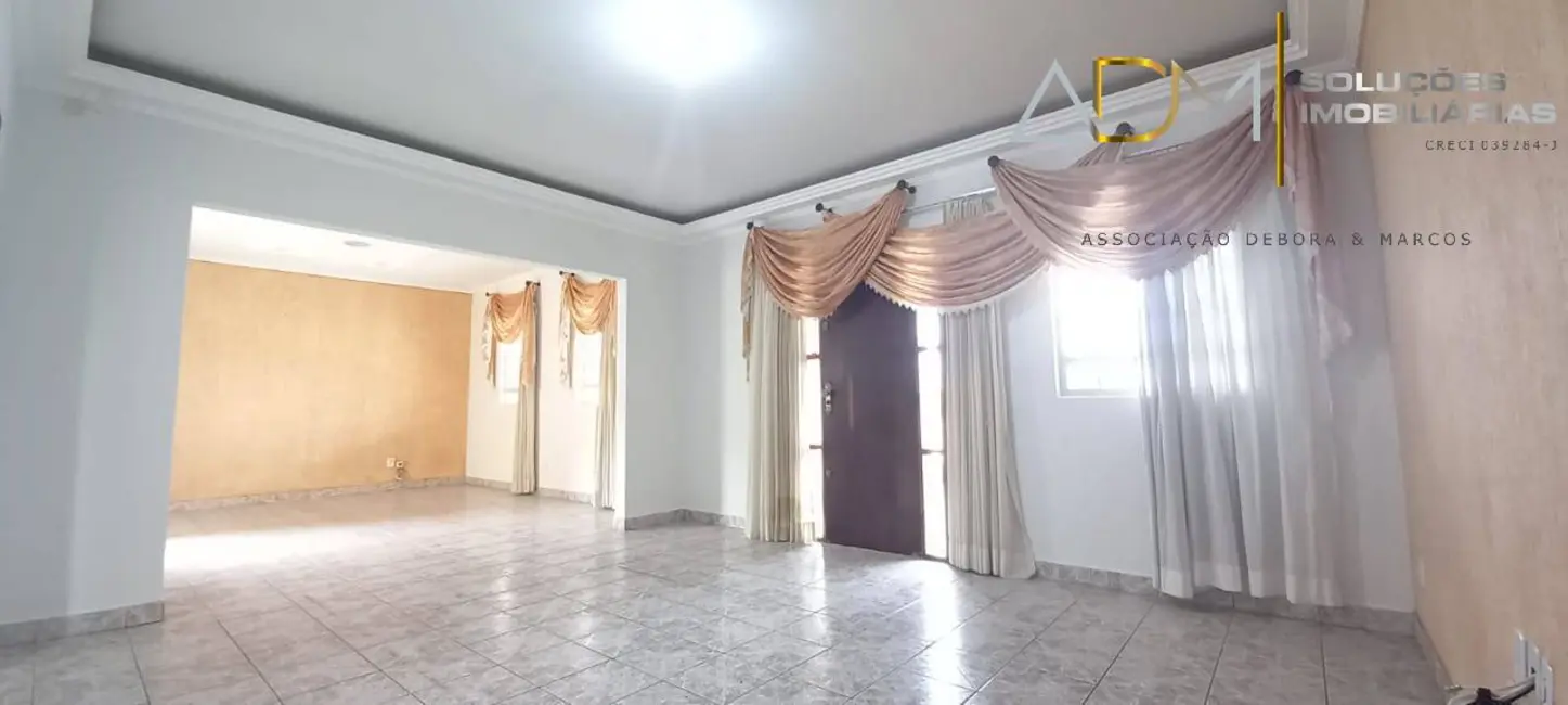 Foto 4 de Casa com 4 quartos à venda, 306m2 em Jardim Paraíso, Botucatu - SP