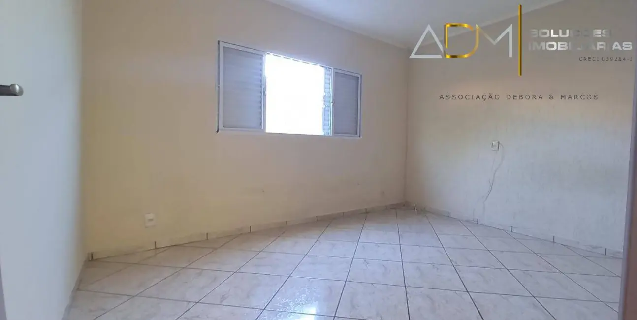Casa com 3 quartos à venda, 160m2 em Jardim Continental, Botucatu - SP - imagem 8 Foto 8 de Casa com 3 quartos à venda, 160m2 em Jardim Continental, Botucatu - SP