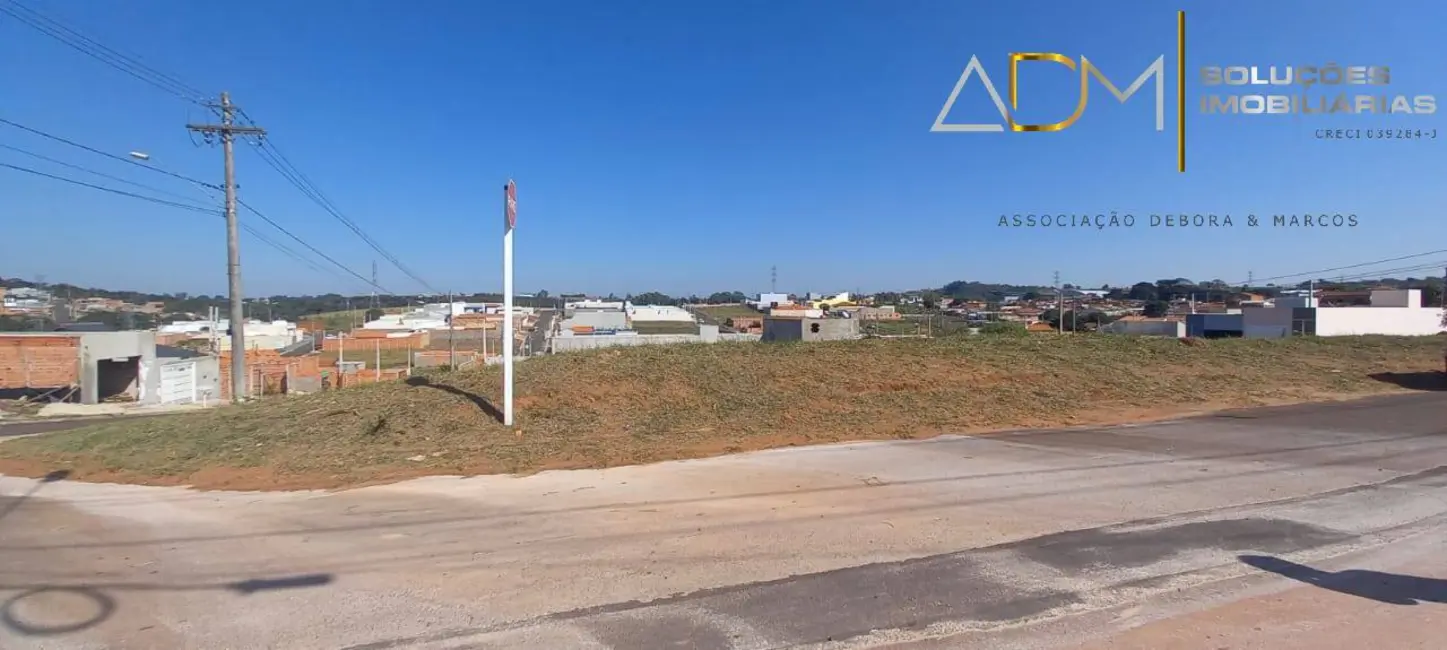Foto 2 de Terreno / Lote à venda, 283m2 em Lívia I, Botucatu - SP