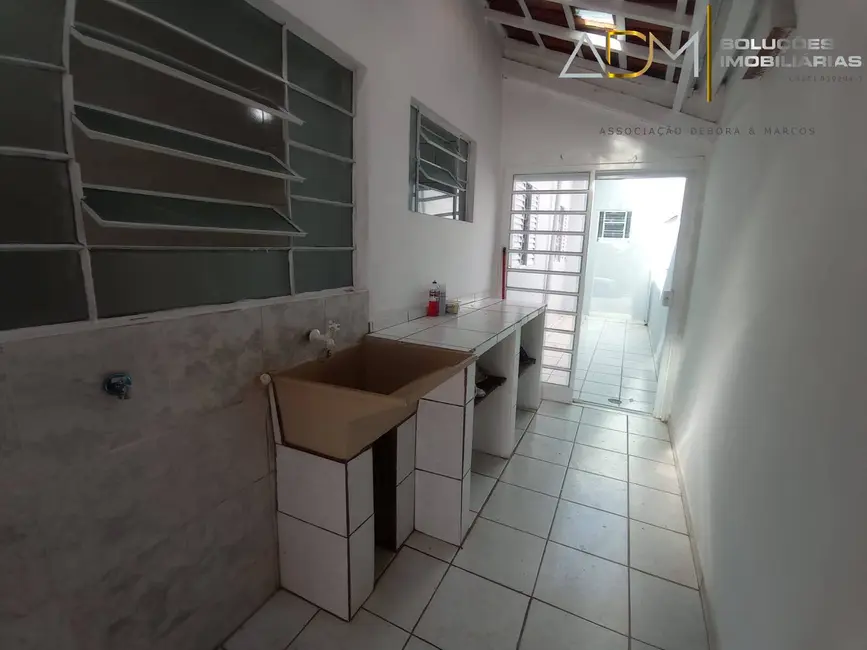 Foto 6 de Casa com 2 quartos à venda, 69m2 em Vila Paulista, Botucatu - SP