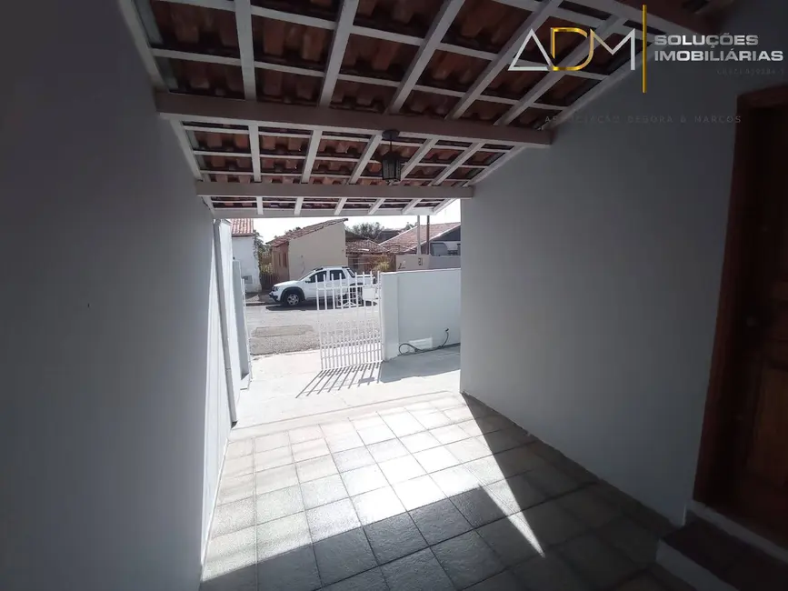 Foto 4 de Casa com 2 quartos à venda, 69m2 em Vila Paulista, Botucatu - SP