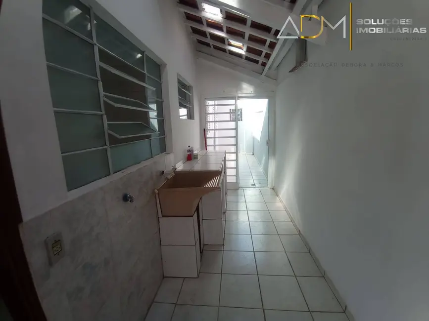 Foto 5 de Casa com 2 quartos à venda, 69m2 em Vila Paulista, Botucatu - SP