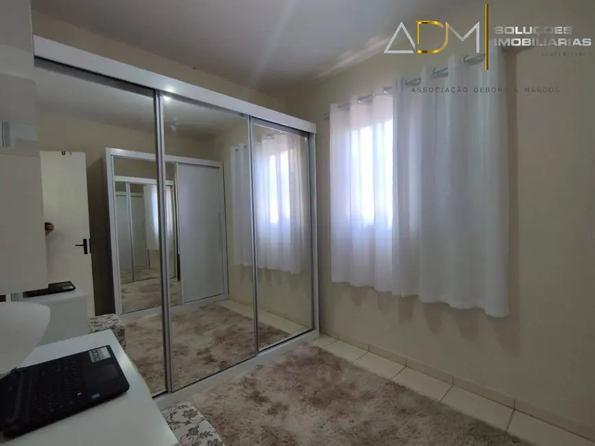 Foto 8 de Casa com 2 quartos à venda, 44m2 em Botucatu - SP