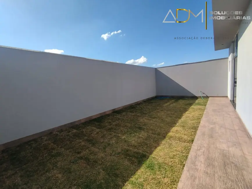 Foto 4 de Casa com 3 quartos à venda, 180m2 em Residencial Ouro Verde, Botucatu - SP