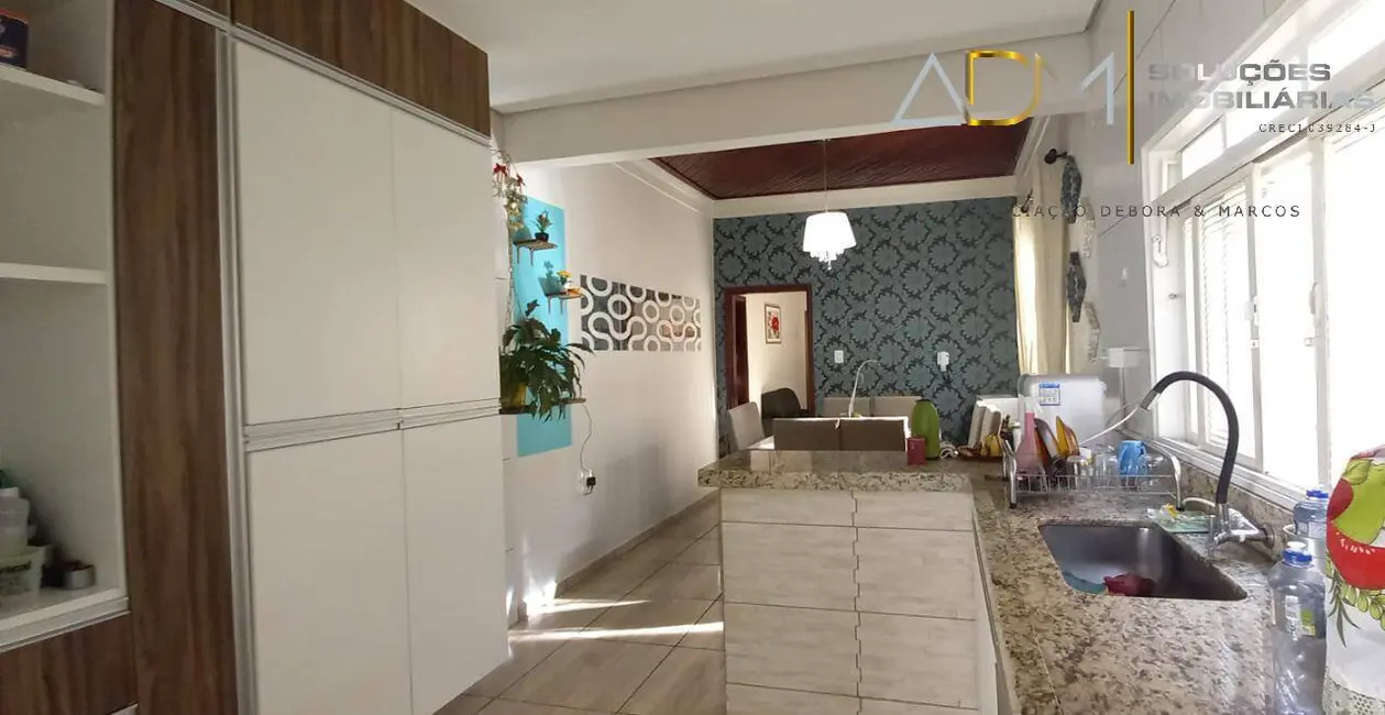 Foto 3 de Casa com 2 quartos à venda, 120m2 em Vila dos Lavradores, Botucatu - SP