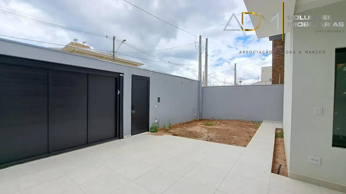 Foto 5 de Casa com 3 quartos à venda, 117m2 em Jardim Regina, Botucatu - SP