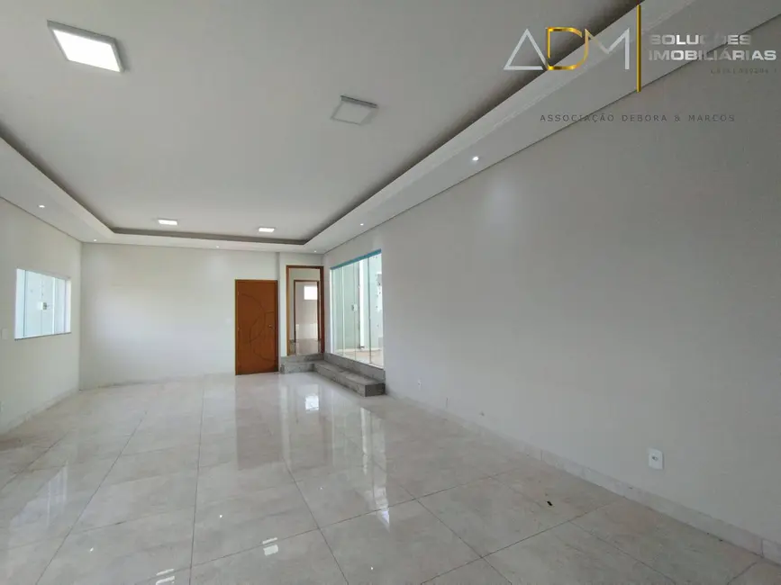 Foto 4 de Casa com 3 quartos à venda, 270m2 em Jardim Paraíso II, Botucatu - SP