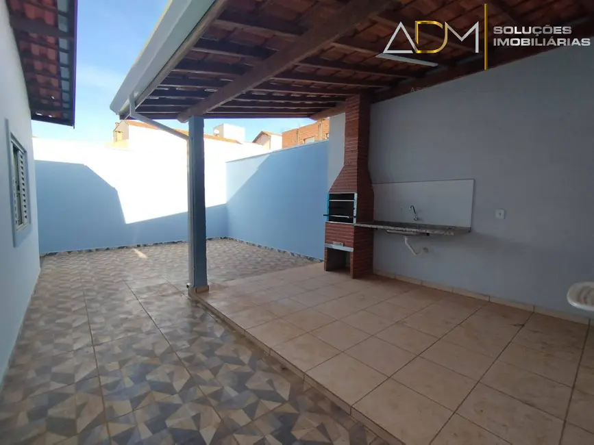 Foto 2 de Casa com 3 quartos à venda, 150m2 em Jardim Real Park, Botucatu - SP