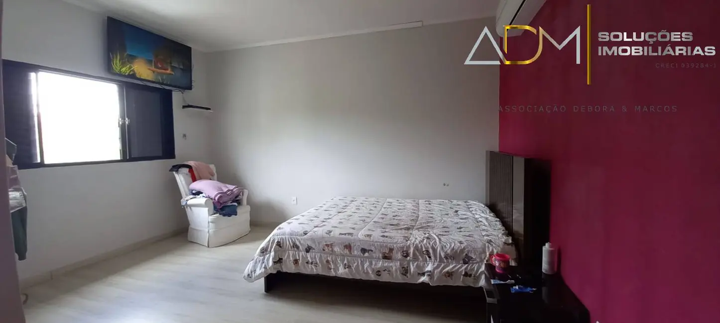 Foto 4 de Sobrado com 3 quartos à venda, 130m2 em Jardim Itália, Botucatu - SP