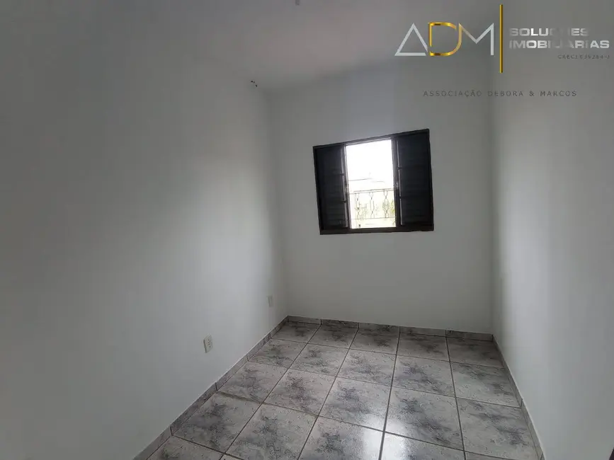 Foto 9 de Casa com 3 quartos à venda, 98m2 em Botucatu - SP