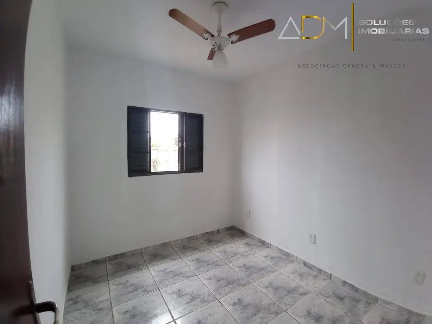 Foto 6 de Casa com 3 quartos à venda, 98m2 em Botucatu - SP