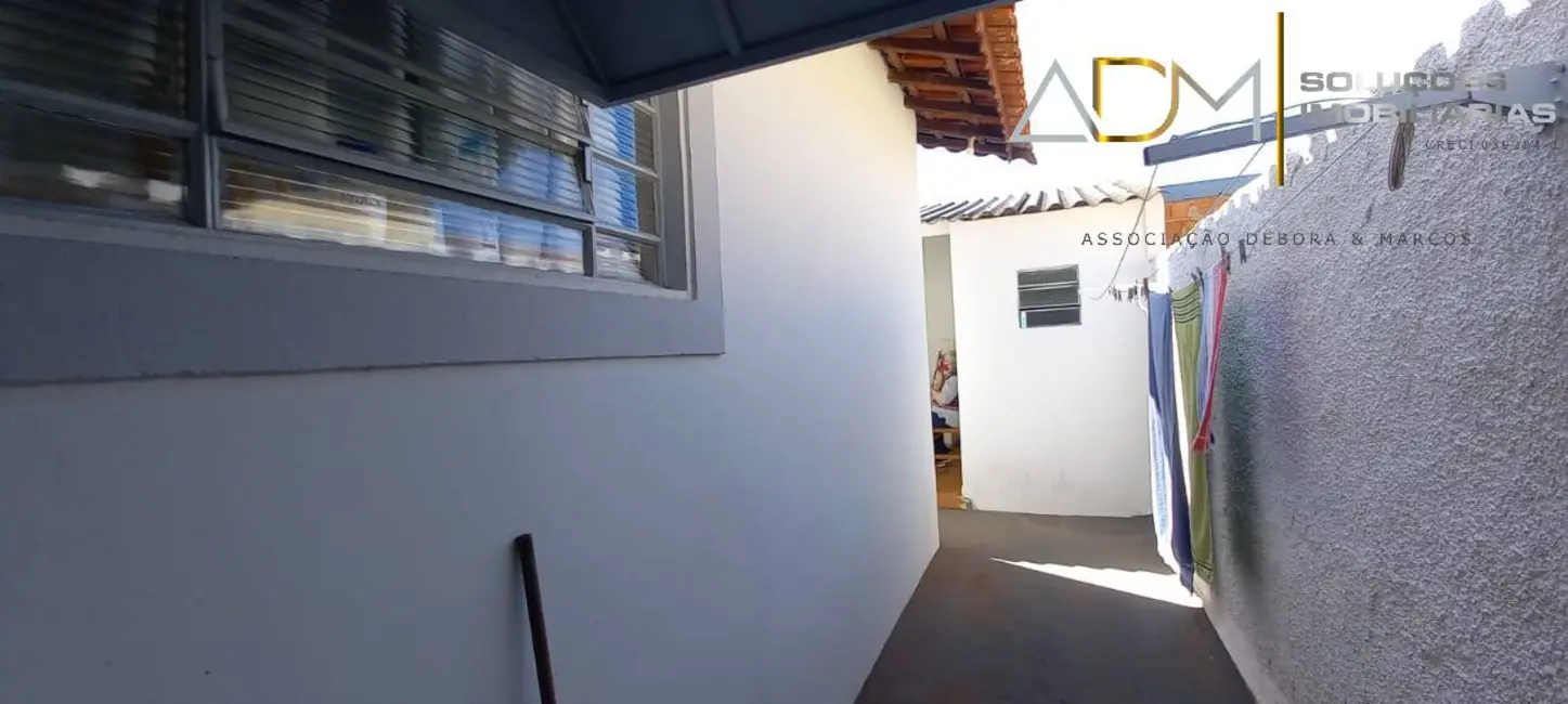 Foto 4 de Casa com 3 quartos à venda, 139m2 em Botucatu - SP