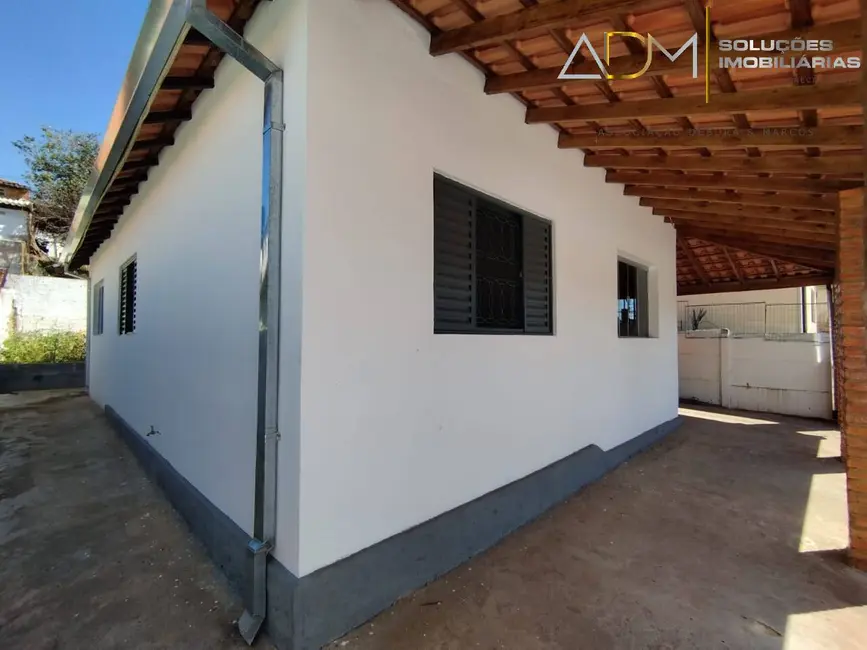 Casa com 2 quartos à venda, 70m2 em Vila Guimarães, Botucatu - SP - imagem 4 Foto 4 de Casa com 2 quartos à venda, 70m2 em Vila Guimarães, Botucatu - SP