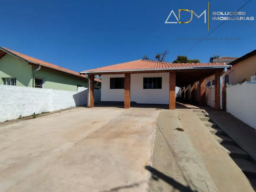 Casa com 2 quartos à venda, 70m2 em Vila Guimarães, Botucatu - SP - imagem 1 Foto 1 de Casa com 2 quartos à venda, 70m2 em Vila Guimarães, Botucatu - SP