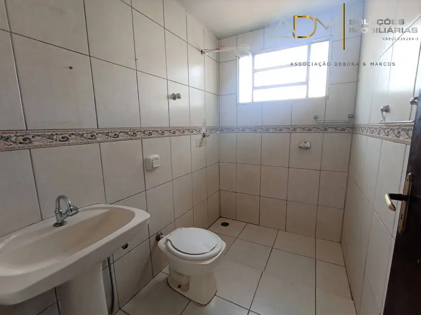 Foto 5 de Casa com 2 quartos à venda, 63m2 em Vila Casa Branca, Botucatu - SP