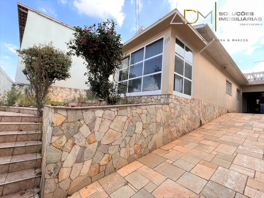 Foto 3 de Casa com 3 quartos à venda, 250m2 em Jardim Bom Pastor, Botucatu - SP