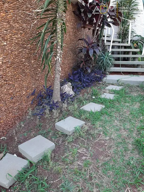 Foto 6 de Casa com 3 quartos à venda, 211m2 em Botucatu - SP