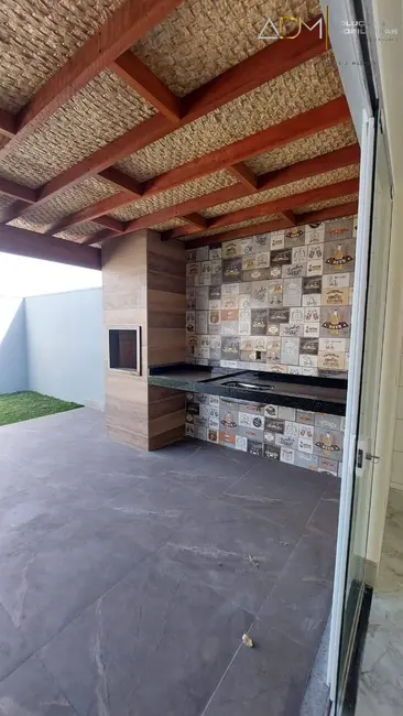 Foto 3 de Casa com 3 quartos à venda, 165m2 em Villas Paraíso, Botucatu - SP