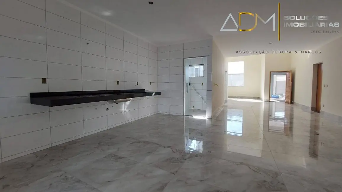 Foto 4 de Casa com 3 quartos à venda, 165m2 em Villas Paraíso, Botucatu - SP