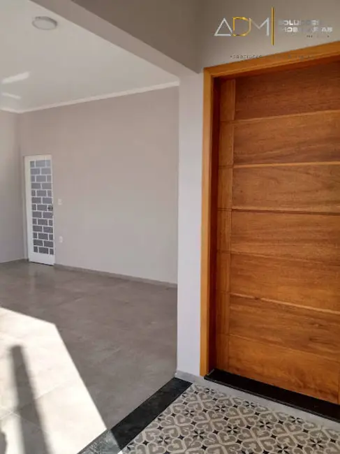Casa com 3 quartos à venda, 155m2 em Jardim Regina, Botucatu - SP - imagem 8 Foto 8 de Casa com 3 quartos à venda, 155m2 em Jardim Regina, Botucatu - SP