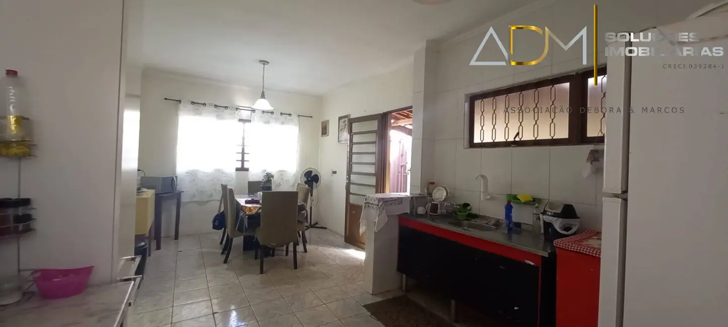 Foto 3 de Casa com 3 quartos à venda, 130m2 em Jardim Paraíso, Botucatu - SP