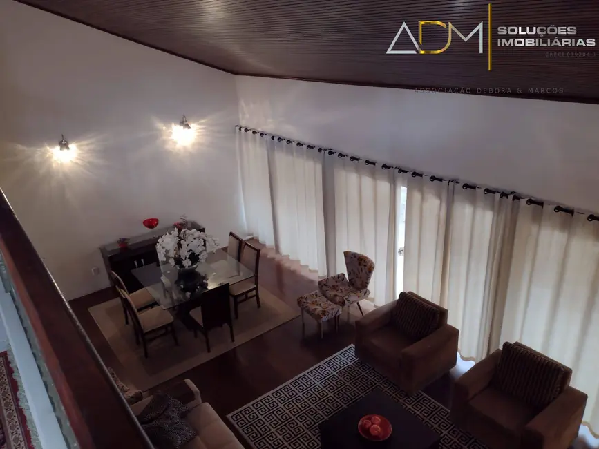 Foto 5 de Sobrado com 3 quartos à venda, 300m2 em Centro, Botucatu - SP