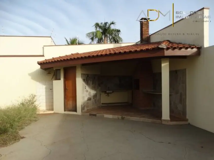 Foto 1 de Sobrado com 3 quartos à venda, 273m2 em Sao Manuel - SP
