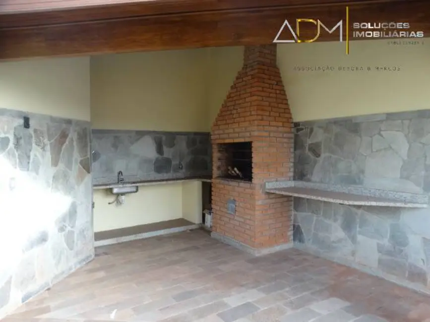 Foto 3 de Sobrado com 3 quartos à venda, 273m2 em Sao Manuel - SP