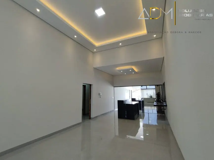 Foto 4 de Casa com 3 quartos à venda, 250m2 em Residencial Ouro Verde, Botucatu - SP