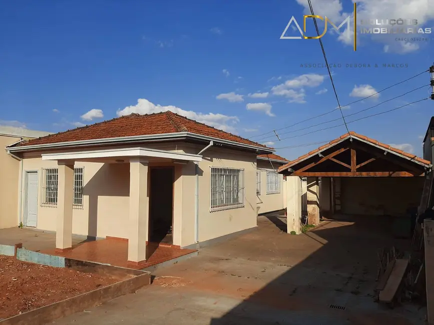 Foto 2 de Casa com 3 quartos à venda, 133m2 em Vila dos Lavradores, Botucatu - SP